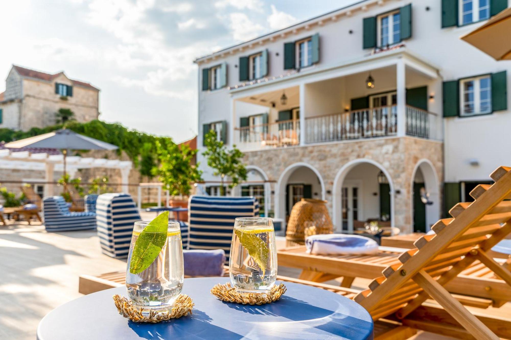 Hotel Brattia, Adults Only, Postira, Brac Island ภายนอก รูปภาพ